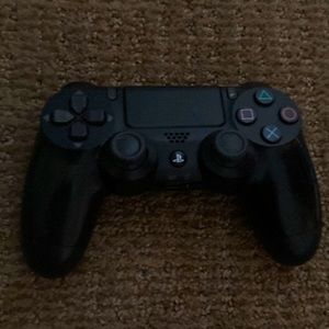 PlayStation 4 controller
